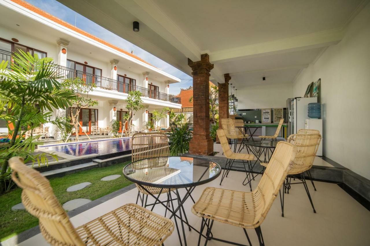 Lila Loka Homestay Canggu Exterior foto
